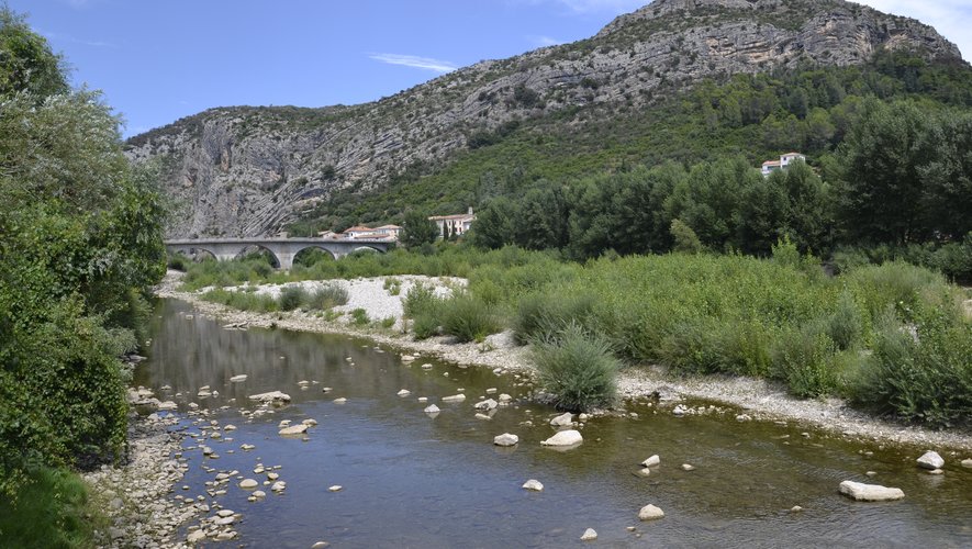 découvrez les dernières informations sur les restrictions d'eau à castelnau. restez informé des mesures en vigueur pour préserver nos ressources en eau et soutenir la durabilité de notre environnement local.