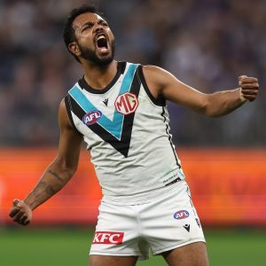 découvrez l'épisode 10 consacré à une célébration portuaire festive : plongez au cœur des traditions, des rencontres et de l'ambiance unique d'un port en fête.