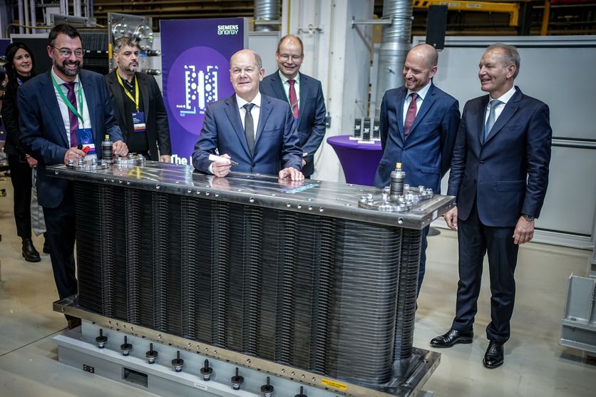 participez à l'inauguration de la nouvelle station hydrogène à cannes : une étape clé pour la mobilité propre et durable dans la région. découvrez les innovations et les engagements pour un futur écologique.