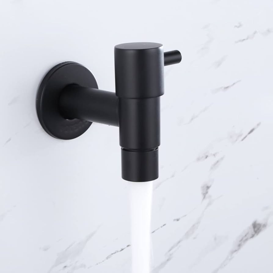 découvrez black water en montage, une œuvre captivante alliant tension et suspense autour d'une aventure aquatique intense.