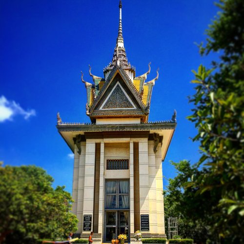 découvrez notre château d'eau durable à phnom penh, conçu pour assurer une gestion efficace et écologique des ressources en eau, alliant innovation et respect de l'environnement.