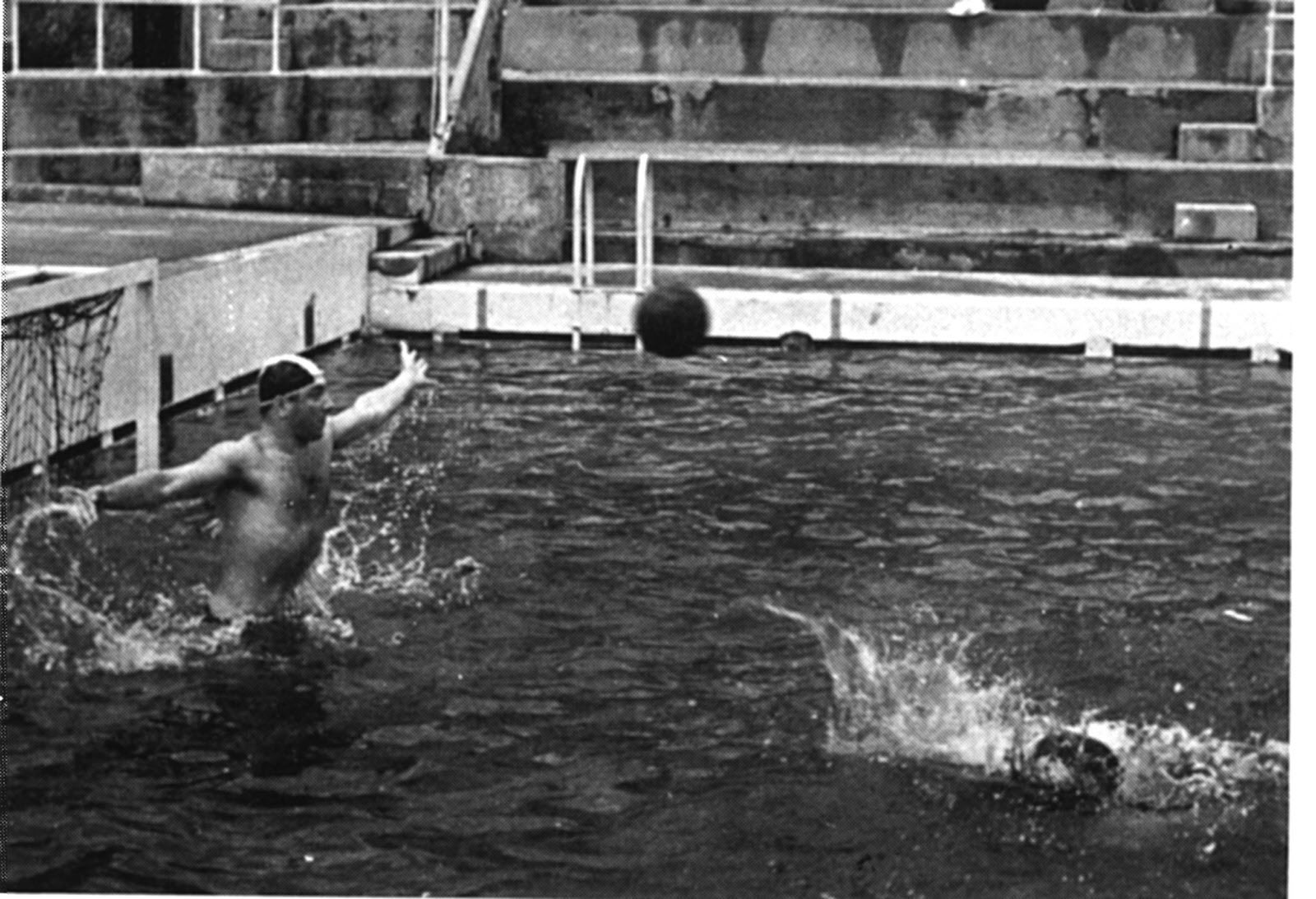 suivez l'équipe de sète natation qui poursuit son aventure européenne en water-polo avec détermination et passion.