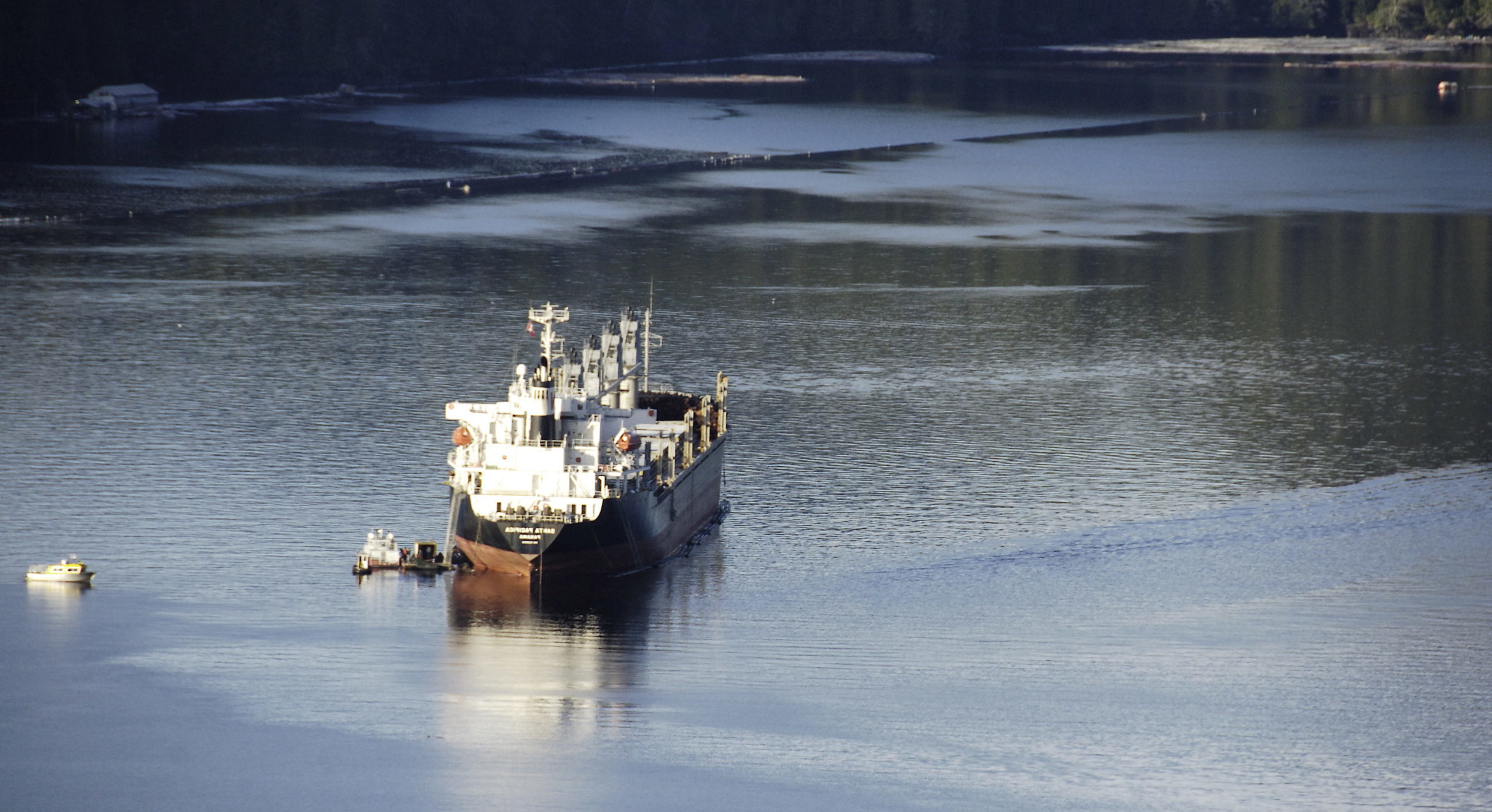 découvrez les informations essentielles sur la surcharge liée aux basses eaux pour le transport maritime entre le nord de l'europe et le canada. optimisez vos expéditions maritimes grâce à nos conseils et services adaptés.