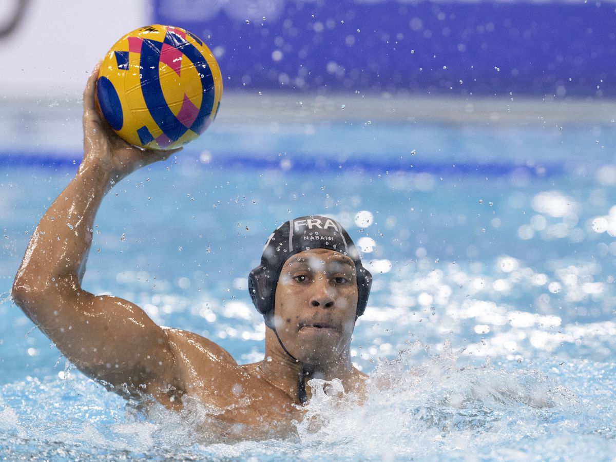 découvrez l'équipe de water-polo élite de strasbourg qui vise une performance maîtrisée pour dominer la compétition avec stratégie et détermination.