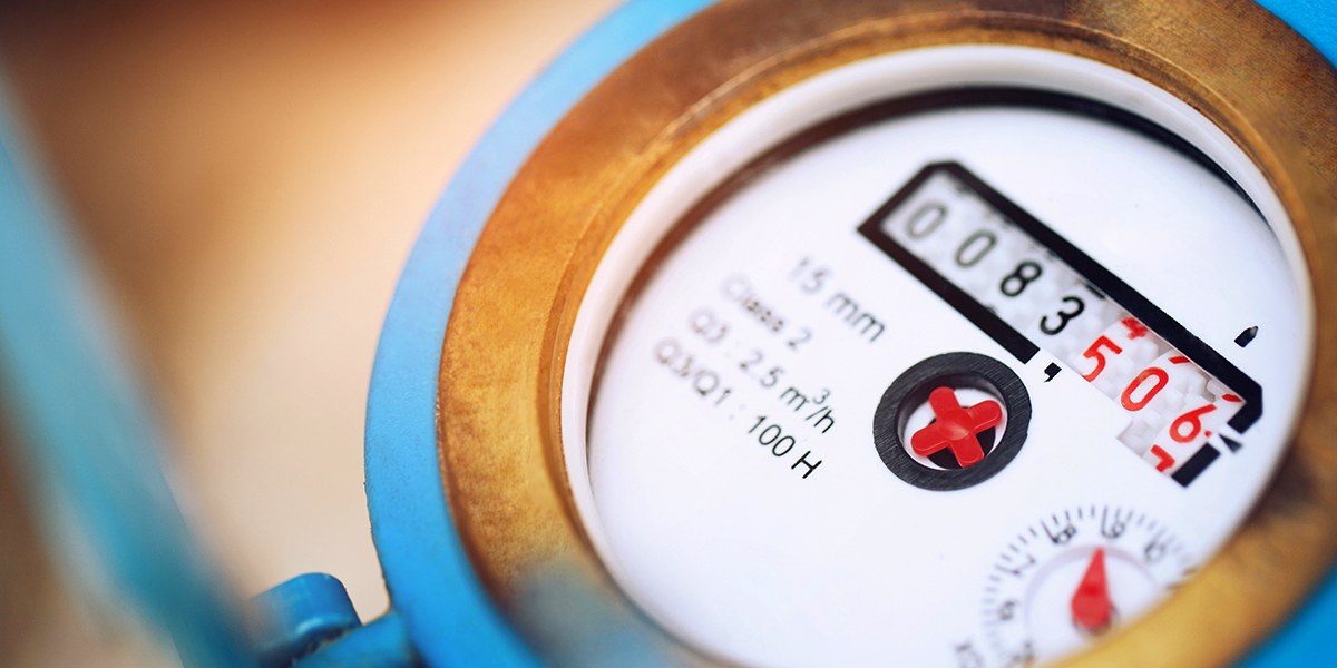 découvrez comment localiser l'eau cachée avec des techniques précises et efficaces pour un accès facile aux ressources souterraines.