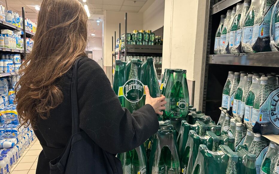 découvrez les raisons pour lesquelles nestlé waters a été condamné pour des prélèvements d'eau illégaux et les conséquences de cette décision sur l'environnement et la gestion des ressources.