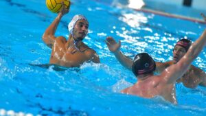 découvrez le début de la saison de water-polo avec l'équipe de sète, déterminée à viser la victoire et à dominer les matchs à venir.