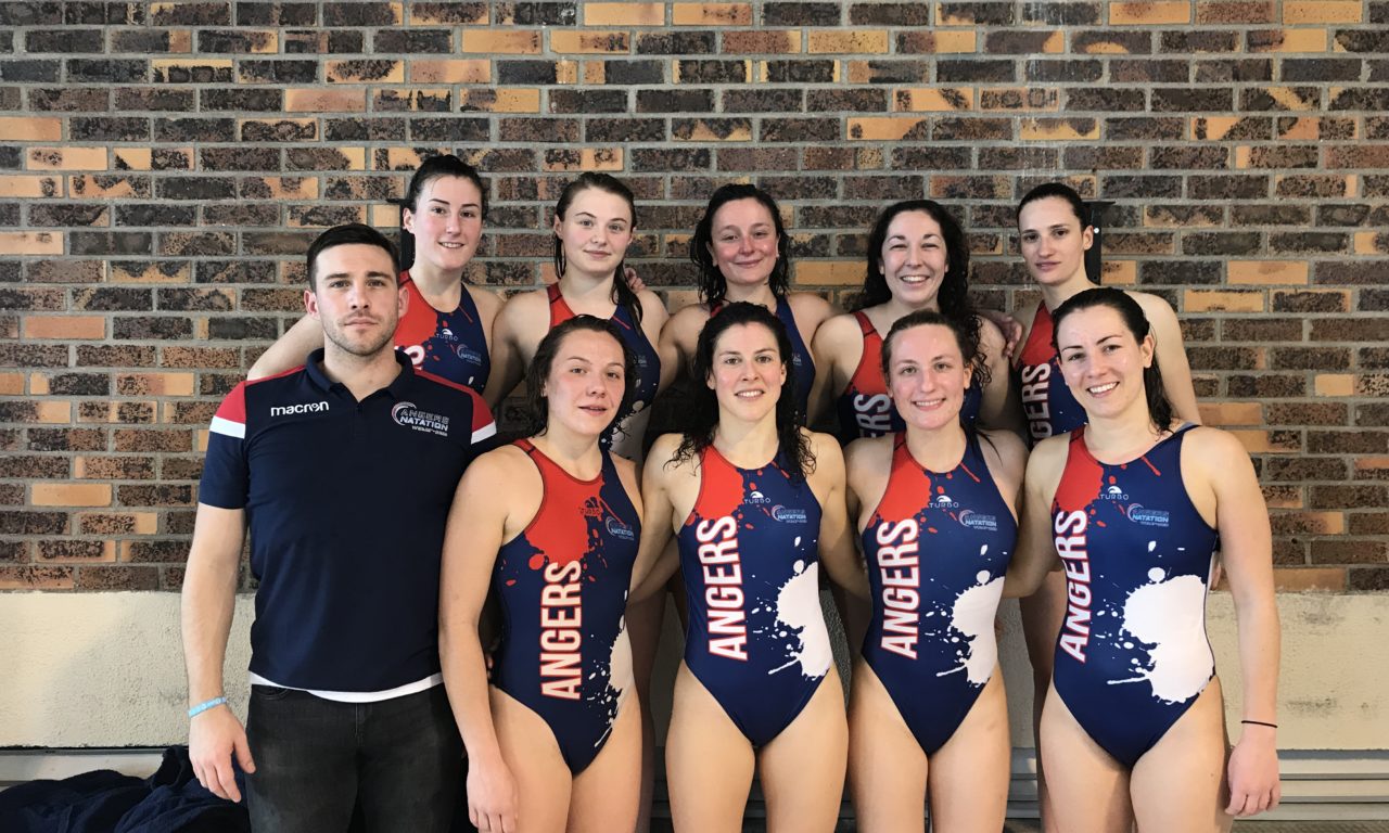 le match de water-polo n1f entre saint-jean-d’angély et son adversaire s'est soldé par une victoire convaincante de saint-jean-d’angély 13-9, démontrant leur supériorité sur le terrain.